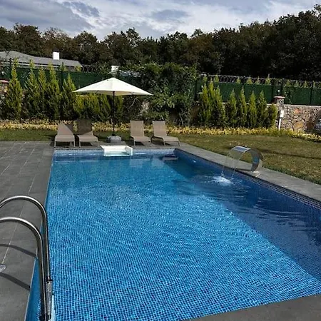 Villa Saklicennet *